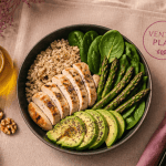 aliment pour perdre le ventre bol quinoa poulet avocat