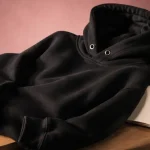 sweat a capuche noir homme en jersey coton lourd, coupe durable
